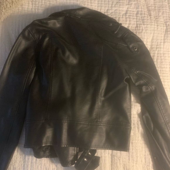 Leather jacket - Picture 4 of 4